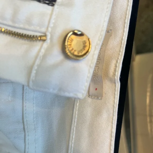 Roberto Cavalli White Jeans with Gold Button - Picture 9 of 9